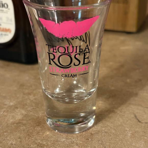 Shot glasses - Picture 3 of 5